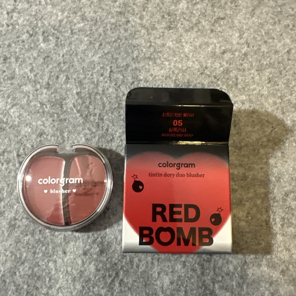Colorgram Red Bomb TinTin Dory Duo Blusher - 0.17 oz / 5g‎ - 05 Red Heart Duo